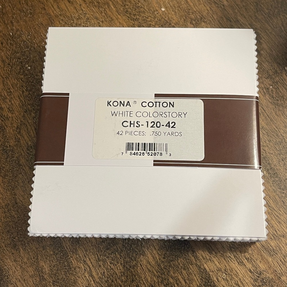 Robert Kaufman Kona Cotton Solids White Charm Square 42pc 5in Pack CHS-120-42 - Picture 2 of 2